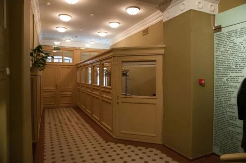 ba979e 4f39ccc58f8a44b3a908d43e858ba1f1 mv2